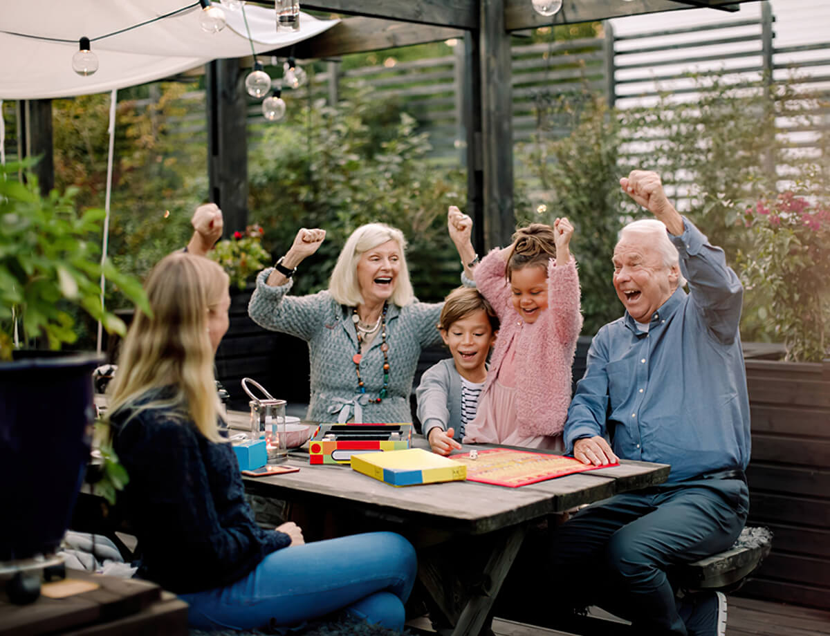 Spielsachen, Schreibwaren & Kleidung Hadenfeld